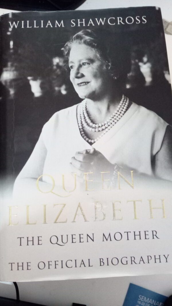 QUEEN ELIZABETH - THE OFFICIAL BIOGRAPHY