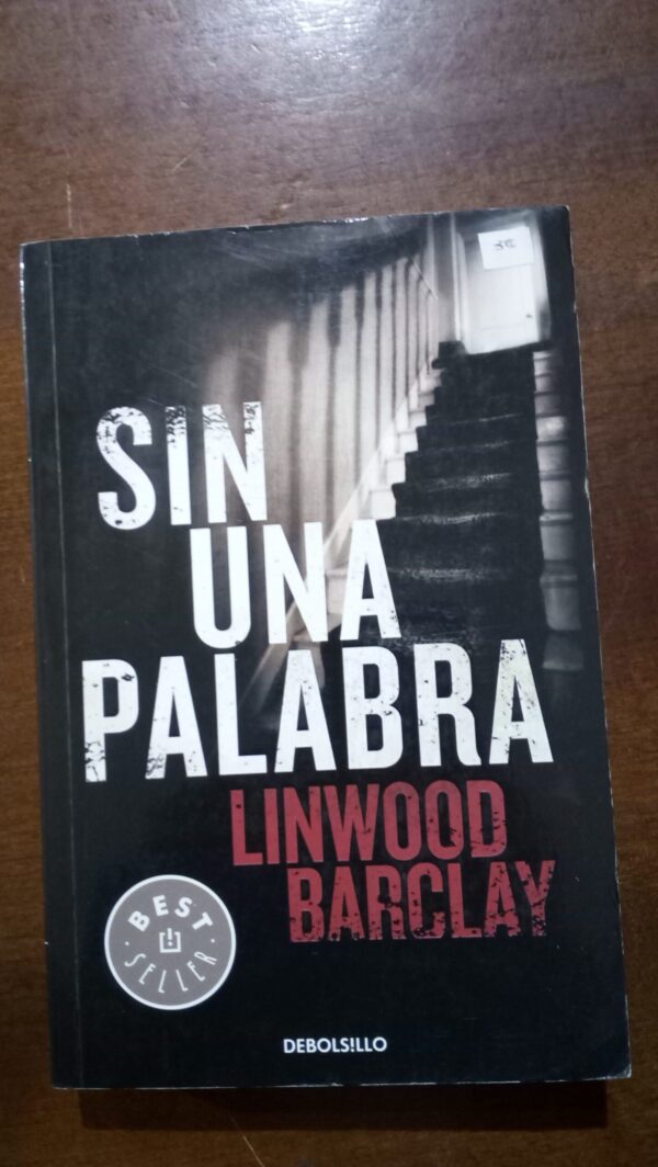 SIN UNA PALABRA