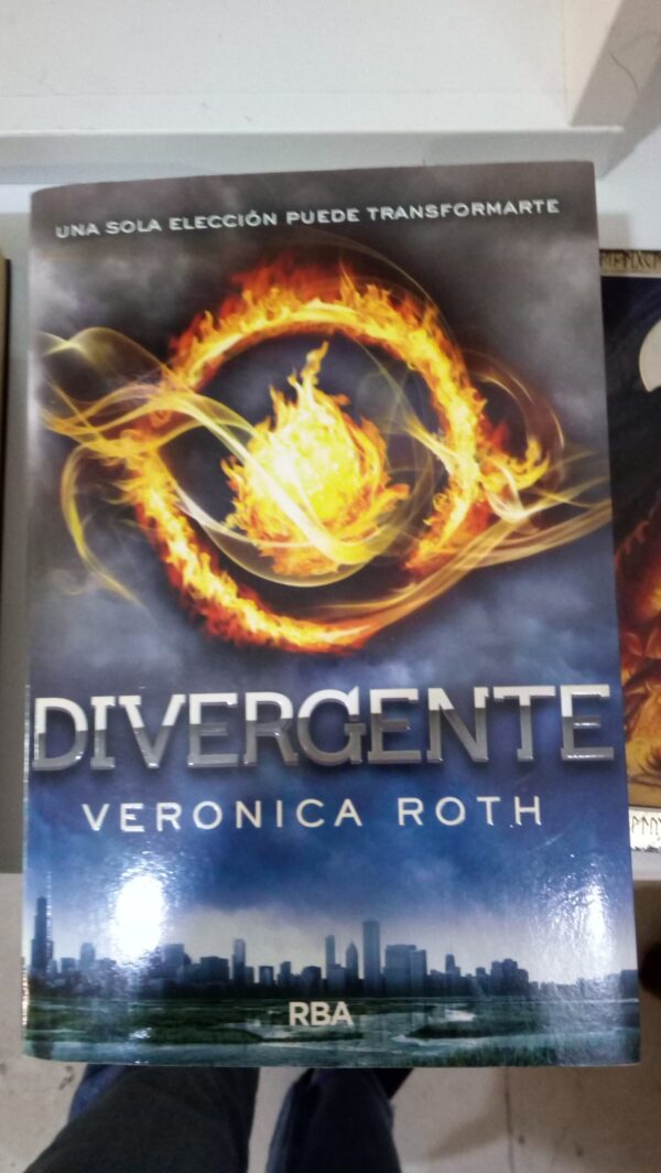 DIVERGENTE